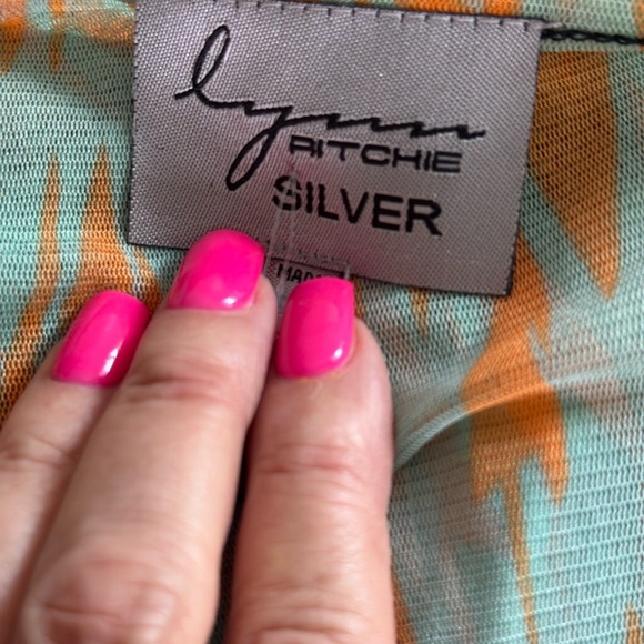 Stylish Black and Orange Women's Cover Up Size L - Picture 3 of 3